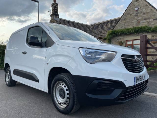 2019 Vauxhall Combo 1.6 Turbo D 2000 Edition L1 Euro 6 (s/s) 4dr