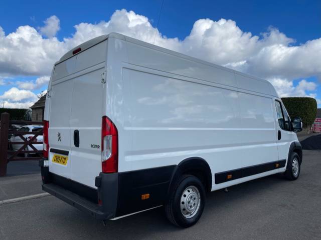 2019 Peugeot Boxer 2.0 BlueHDi 435 Professional L4 H2 Euro 6 5dr