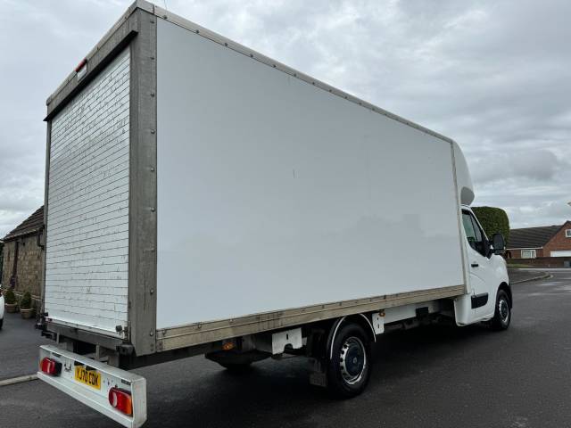 2020 Renault Master 2.3 dCi 35 Business FWD LWB Euro 6 2dr