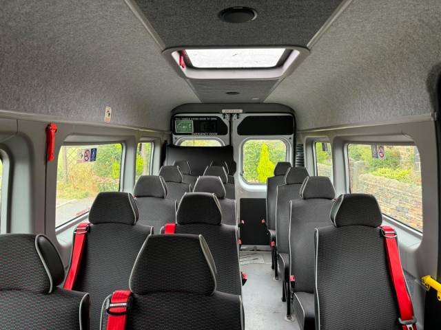 2018 Peugeot Boxer 2.0 BlueHDi 440 L4 H2 Euro 6 4dr