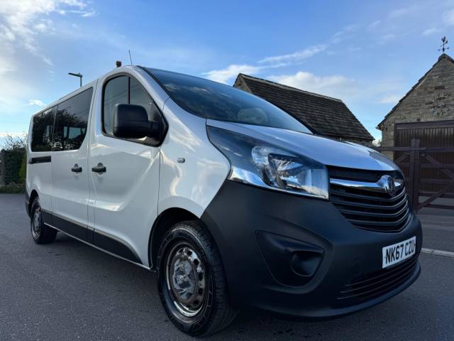 2017 Vauxhall Vivaro 1.6 CDTi 2900 BiTurbo ecoFLEX L2 H1 Euro 6 (s/s) 5dr (9 Seat)