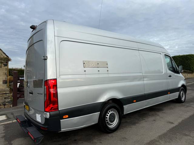 2020 Mercedes-Benz Sprinter 2.1 314 CDI RWD L3 H2 Euro 6 5dr