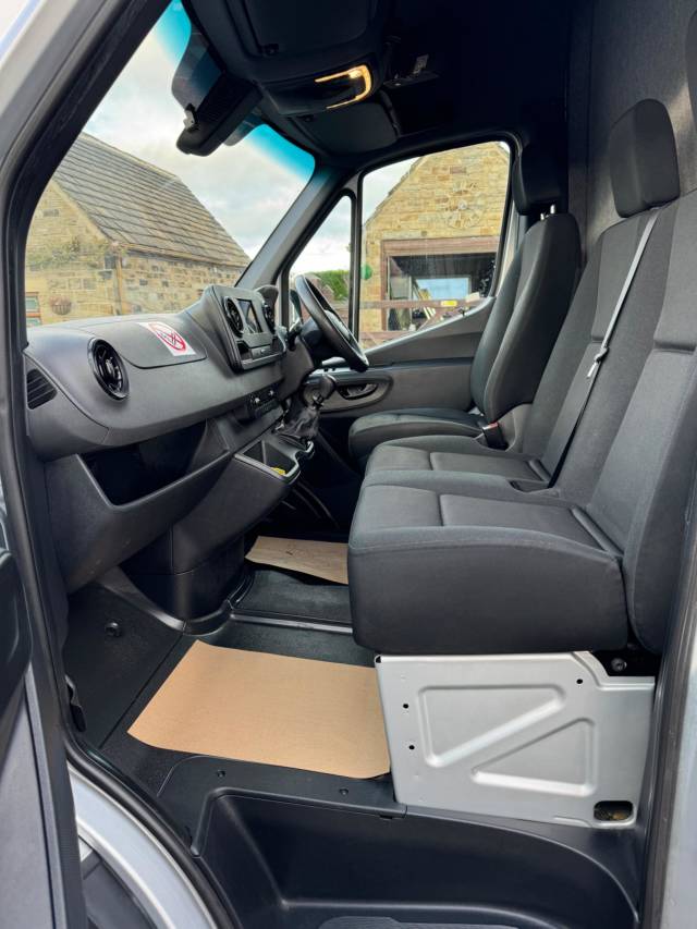2020 Mercedes-Benz Sprinter 2.1 314 CDI RWD L3 H2 Euro 6 5dr