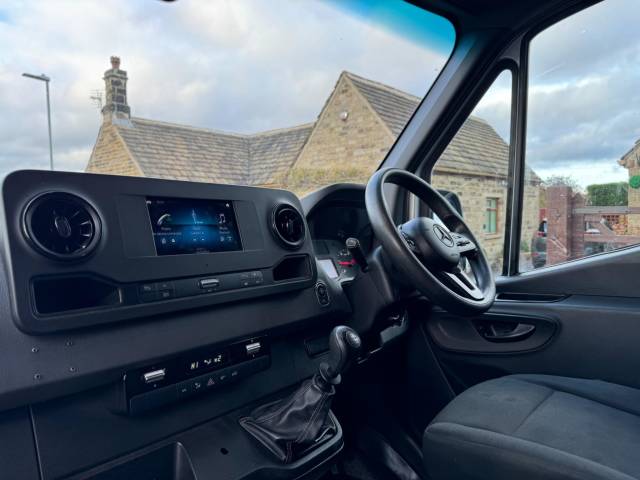 2020 Mercedes-Benz Sprinter 2.1 314 CDI RWD L3 H2 Euro 6 5dr
