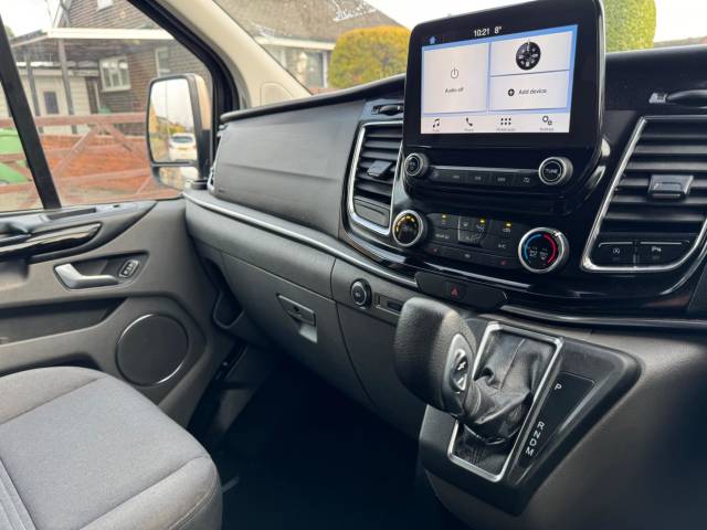 2018 Ford Tourneo Custom 2.0 310 EcoBlue Titanium Auto L1 Euro 6 (s/s) 5dr