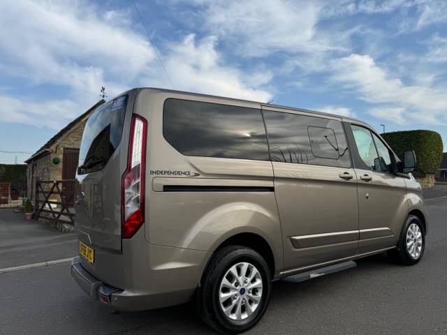 2018 Ford Tourneo Custom 2.0 310 EcoBlue Titanium Auto L1 Euro 6 (s/s) 5dr