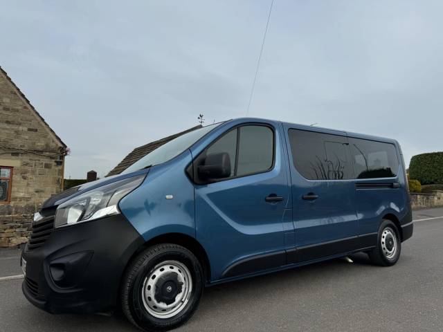 Vauxhall Vivaro 1.6 CDTi 2900 BiTurbo ecoFLEX L2 H1 Euro 6 (s/s) 5dr (9 Seat) Combi Van Diesel Blue