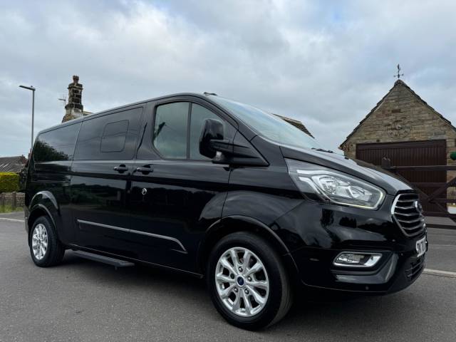 Ford Tourneo Custom 2.0 320 EcoBlue Titanium L2 Euro 6 (s/s) 5dr Minibus Diesel Black