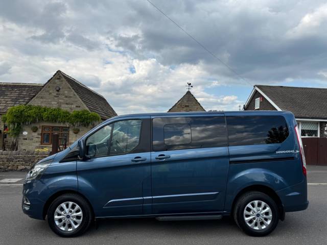 2019 Ford Tourneo Custom 2.0 320 EcoBlue Titanium Auto L1 Euro 6 (s/s) 5dr