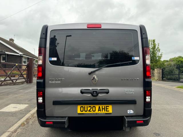2020 Renault Trafic 2.0 dCi ENERGY 28 Business SWB Euro 6 (s/s) 5dr (9 Seat)