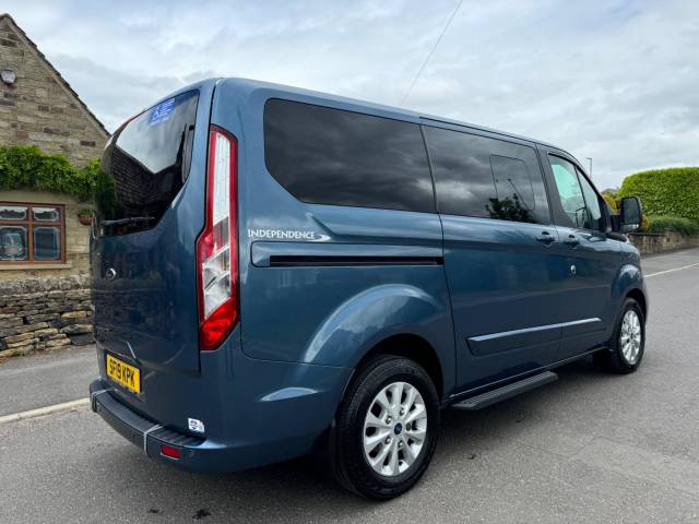 2019 Ford Tourneo Custom 2.0 320 EcoBlue Titanium Auto L1 Euro 6 (s/s) 5dr