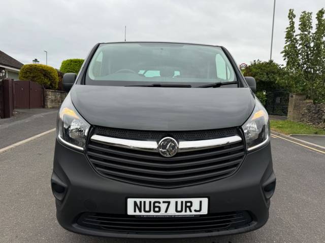 2017 Vauxhall Vivaro 1.6 CDTi 2900 BiTurbo ecoFLEX L1 H1 Euro 6 (s/s) 5dr (9 Seat)