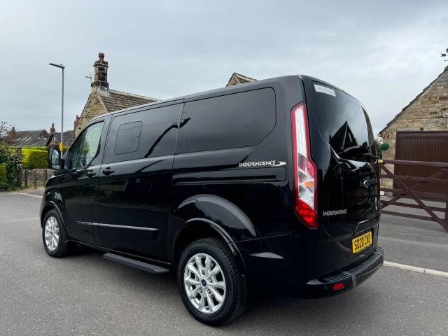2020 Ford Tourneo Custom 2.0 320 EcoBlue Titanium Auto L1 Euro 6 (s/s) 5dr