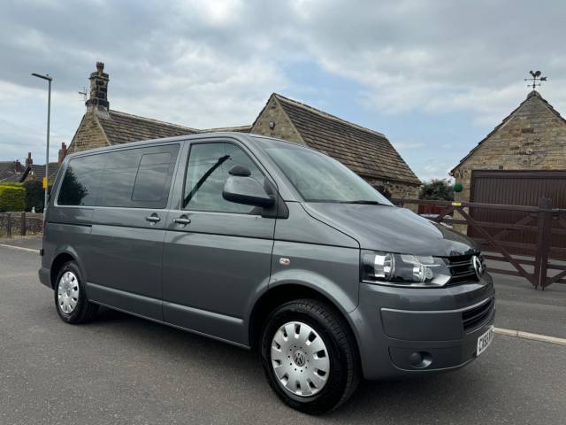 Volkswagen Transporter Shuttle 2.0 TD T30 SE DSG L1 H1 4dr Minibus Diesel Grey
