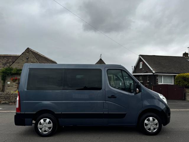 2017 Renault Master 2.3 dCi ENERGY 28 Business+ FWD SWB Euro 6 (s/s) 5dr