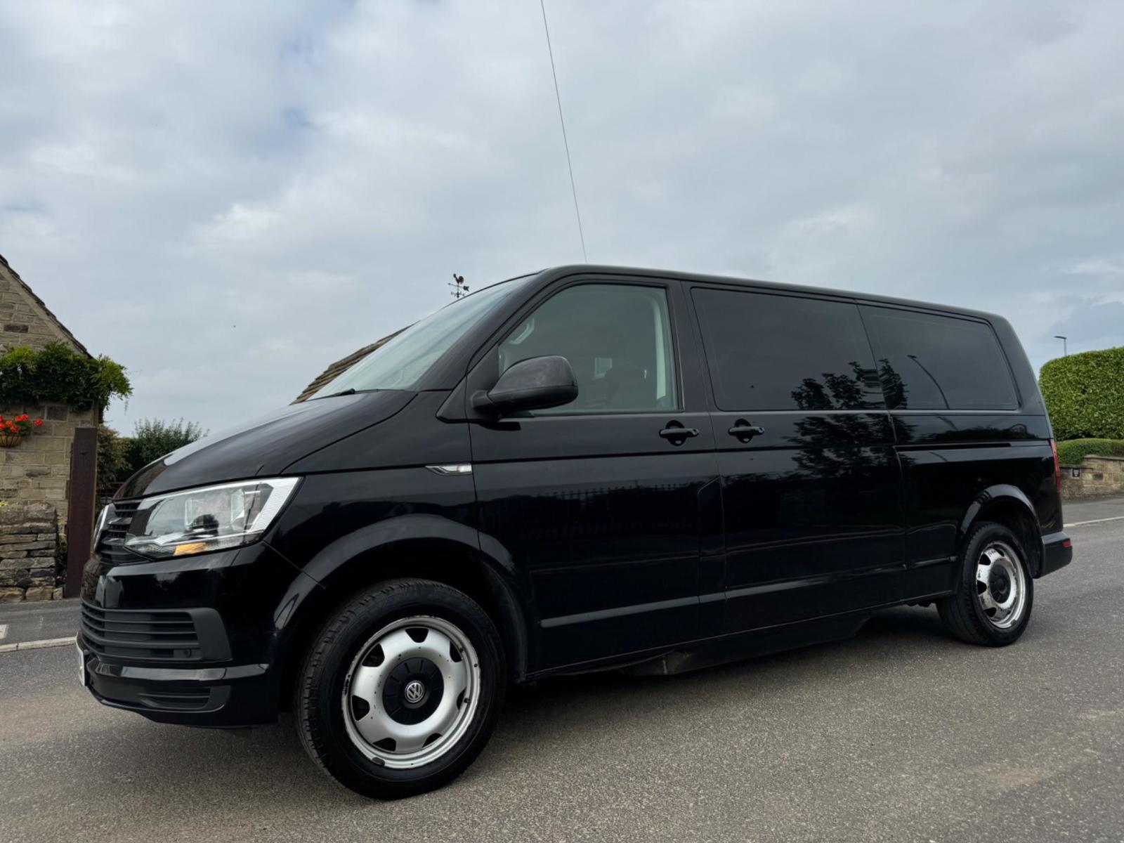 2019 Volkswagen Transporter Shuttle