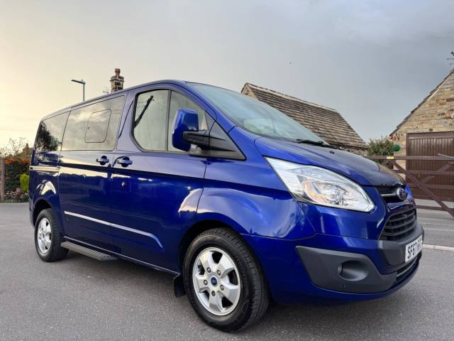 2018 Ford Tourneo Custom 2.0 310 EcoBlue Titanium Auto L1 Euro 6 (s/s) 5dr