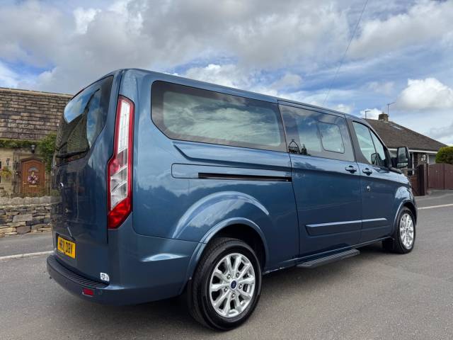 2021 Ford Tourneo Custom 2.0 320 EcoBlue Titanium Auto L2 Euro 6 (s/s) 5dr