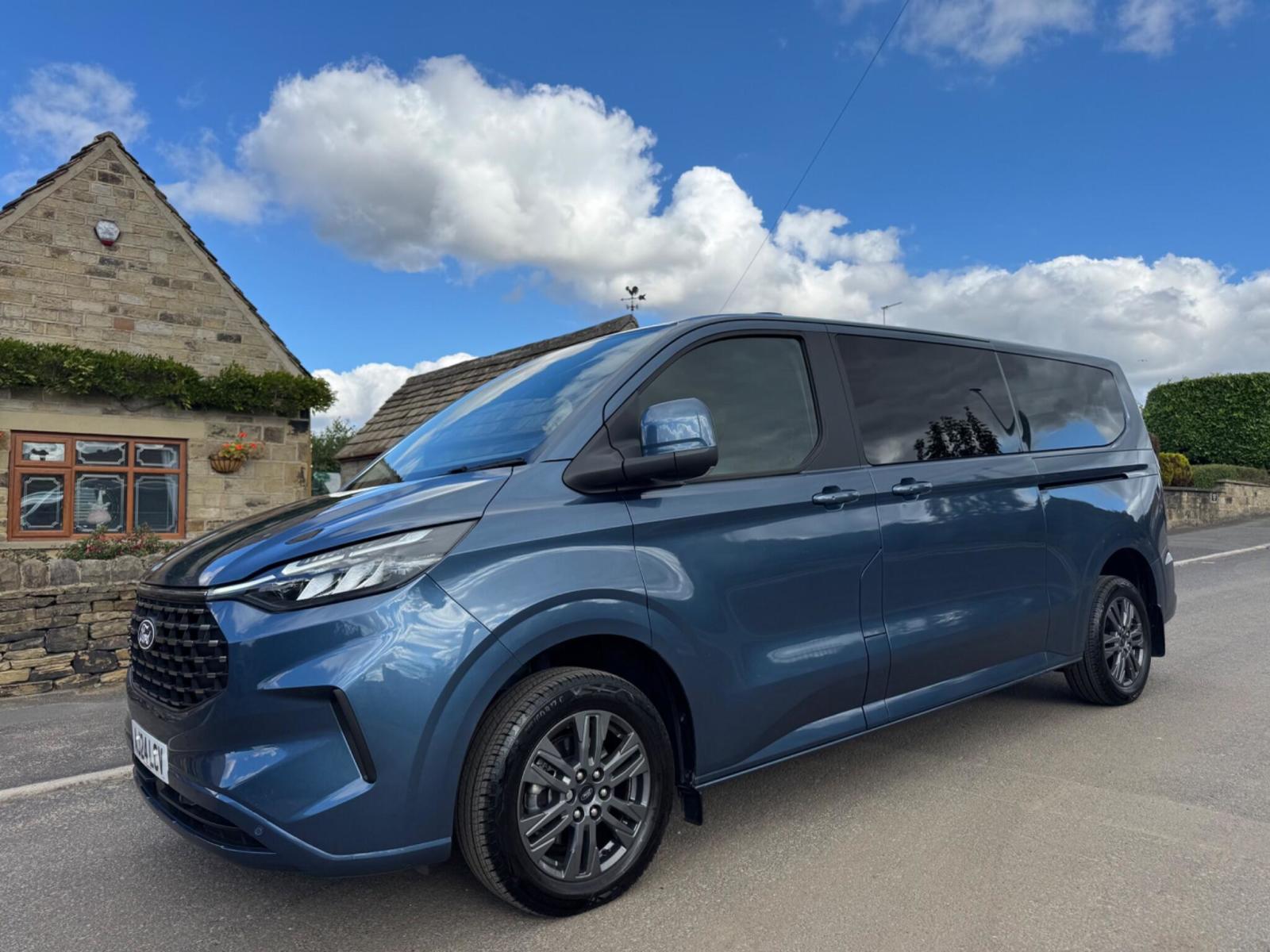 2024 Ford Tourneo Custom
