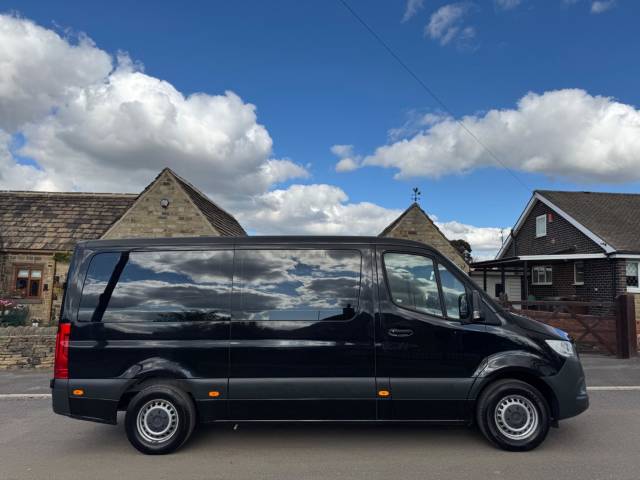 2020 Mercedes-Benz Sprinter 2.1 316 CDI Panel Van 5dr Diesel G-Tronic+ RWD L2 H1 Euro 6 (s/s) (163 ps)