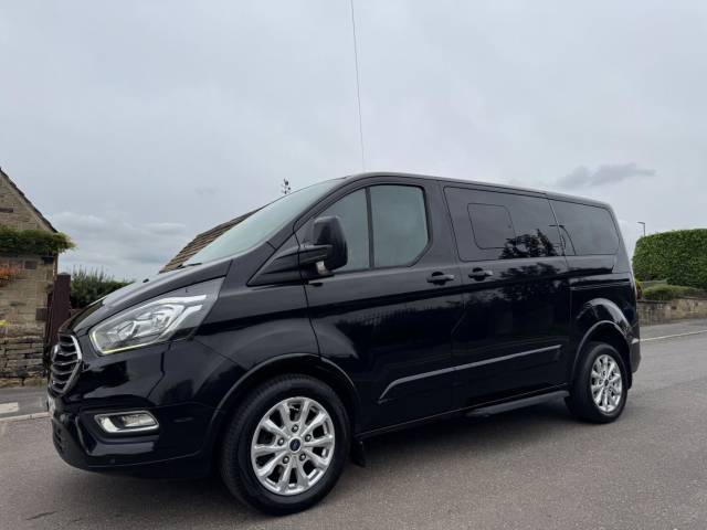 Ford Tourneo Custom 2.0 310 EcoBlue Titanium L1 Euro 6 (s/s) 5dr Minibus Diesel Black