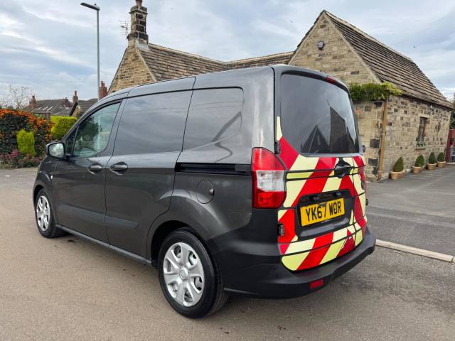 2017 Ford Transit Courier 1.5 TDCi Trend L1 Euro 6 5dr