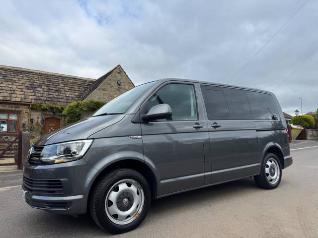2017 Volkswagen Transporter Shuttle 2.0 TDI BlueMotion Tech SE DSG FWD SWB Euro 6 (s/s) 5dr