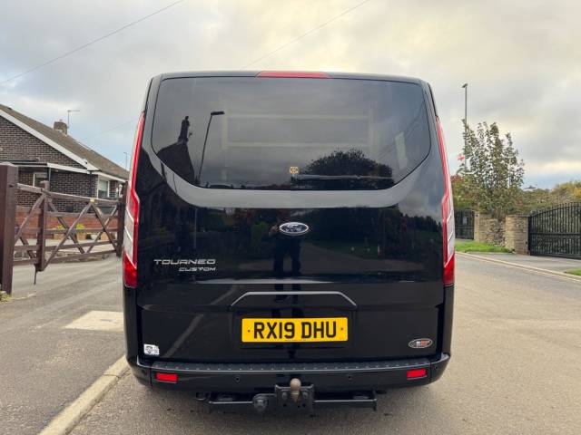 2019 Ford Tourneo Custom 2.0 320 EcoBlue Titanium Minibus Double Cab 5dr Diesel Manual L2 Euro 6 (s/s) (130 ps)