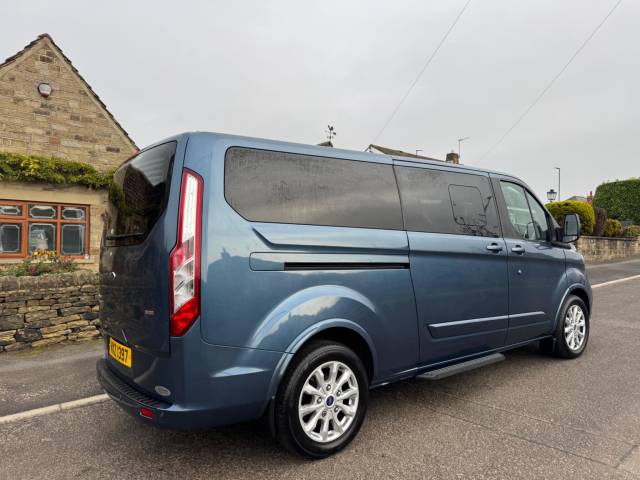 2018 Ford Tourneo Custom 2.0 310 EcoBlue Titanium Auto L2 Euro 6 (s/s) 5dr