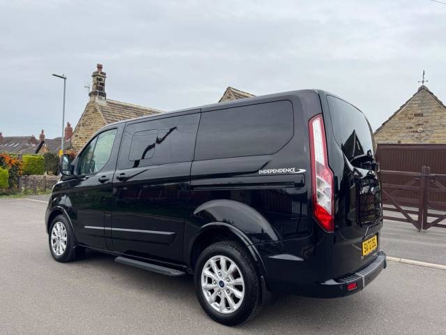 2022 Ford Tourneo Custom 2.0 320 EcoBlue Titanium Auto L1 Euro 6 (s/s) 5dr