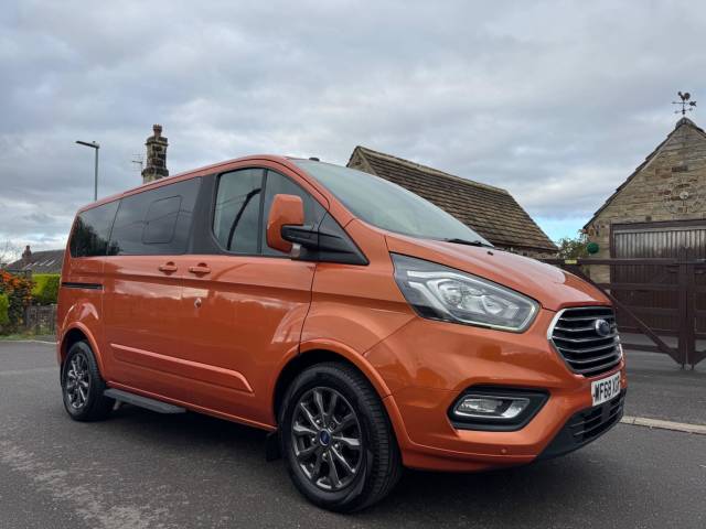 Ford Tourneo Custom 2.0 310 EcoBlue Titanium L1 Euro 6 (s/s) 5dr Minibus Diesel Orange