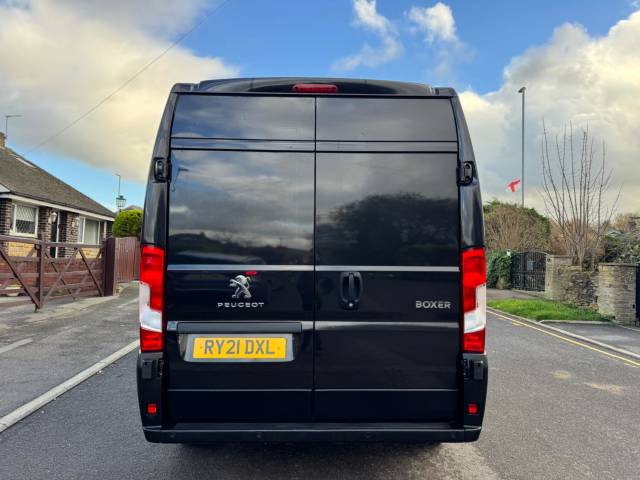 2021 Peugeot Boxer 2.2 BlueHDi 335 Professional L2 H2 Euro 6 (s/s) 5dr
