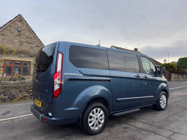 2018 Ford Tourneo Custom 2.0 310 EcoBlue Titanium Auto L1 Euro 6 (s/s) 5dr