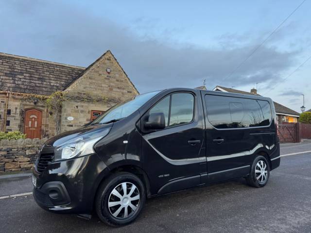 Renault Trafic 1.6 dCi 27 Business+ SWB Standard Roof Euro 6 5dr Window Van Diesel Black