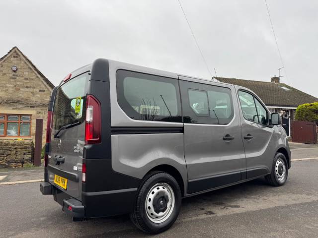 2018 Vauxhall Vivaro 1.6 CDTi 2900 BiTurbo ecoFLEX L1 H1 Euro 6 (s/s) 5dr (9 Seat)