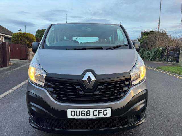 2019 Renault Trafic 1.6 dCi 27 Business SWB Euro 6 5dr (9 Seat)