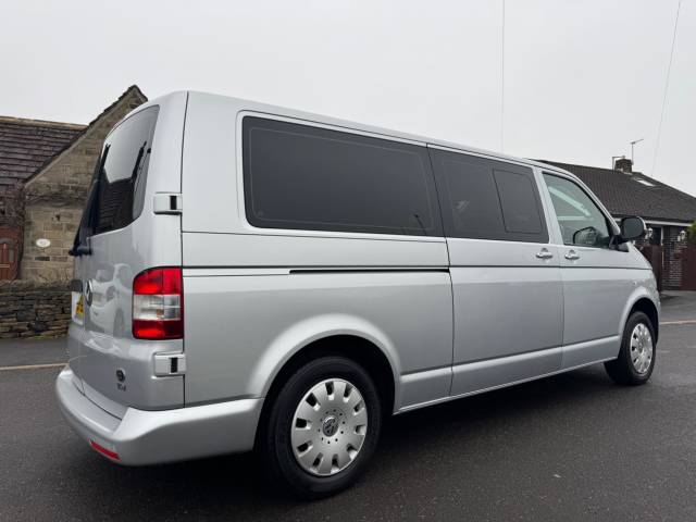 2015 Volkswagen Transporter Shuttle 2.0 TD T30 SE DSG L3 H1 4dr