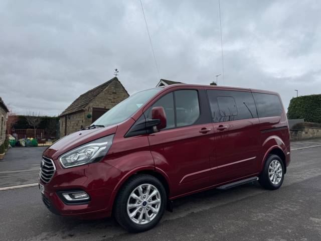 Ford Tourneo Custom 2.0 320 EcoBlue Titanium L1 Euro 6 (s/s) 5dr Minibus Diesel Red