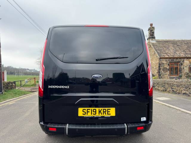 2019 Ford Tourneo Custom 2.0 320 EcoBlue Titanium Auto L2 Euro 6 (s/s) 5dr