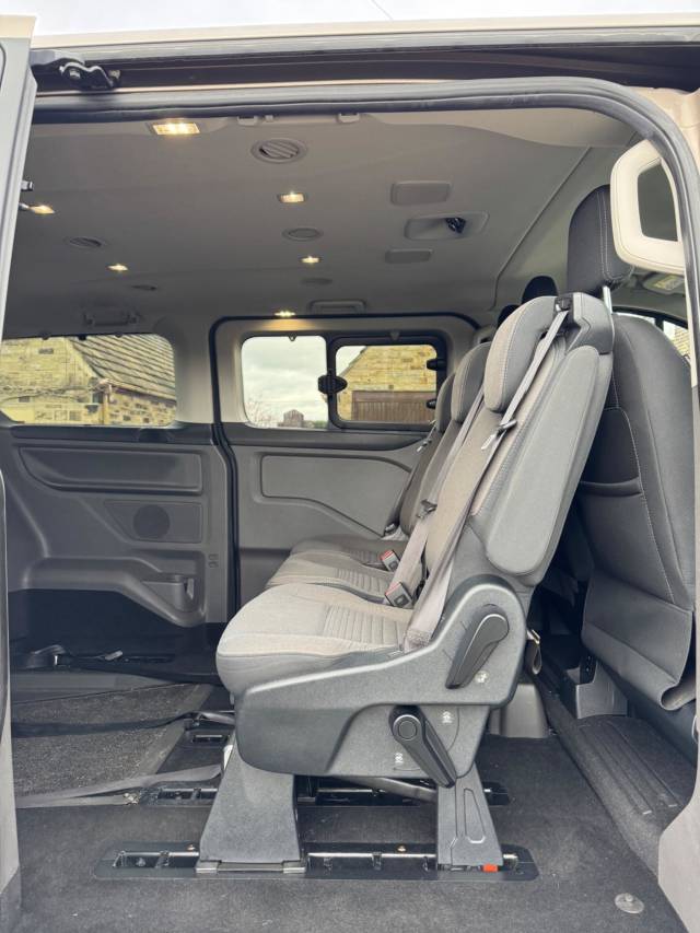 2019 Ford Tourneo Custom 2.0 320 EcoBlue Titanium Auto L1 Euro 6 (s/s) 5dr