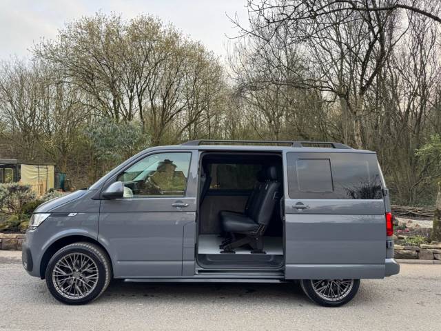 2023 Volkswagen Transporter 2.0 TDI T28 Highline DSG FWD SWB Euro 6 (s/s) 5dr
