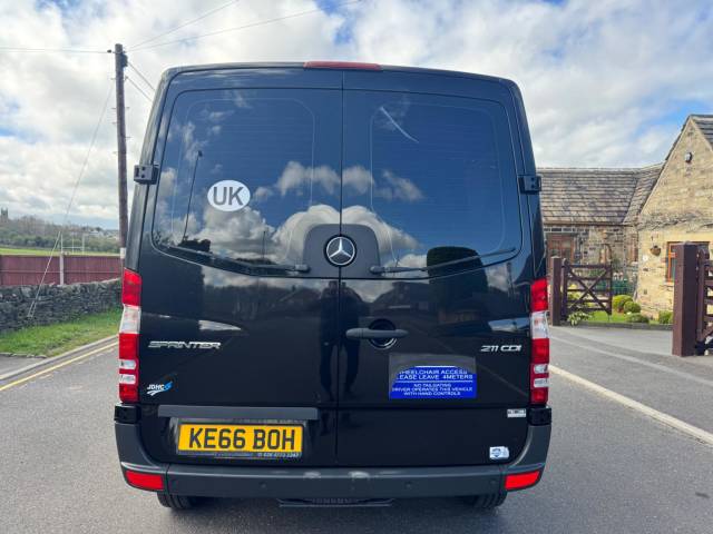 2017 Mercedes-Benz Sprinter 2.1 211 CDi BlueEFFICIENCY Panel Van 5dr Diesel 7G-Tronic RWD L1 (223 g/km, 112 bhp)