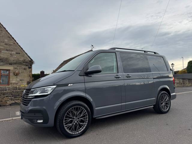 Volkswagen Transporter 2.0 TDI T28 Highline FWD SWB Euro 6 (s/s) 5dr Combi Van Diesel Grey