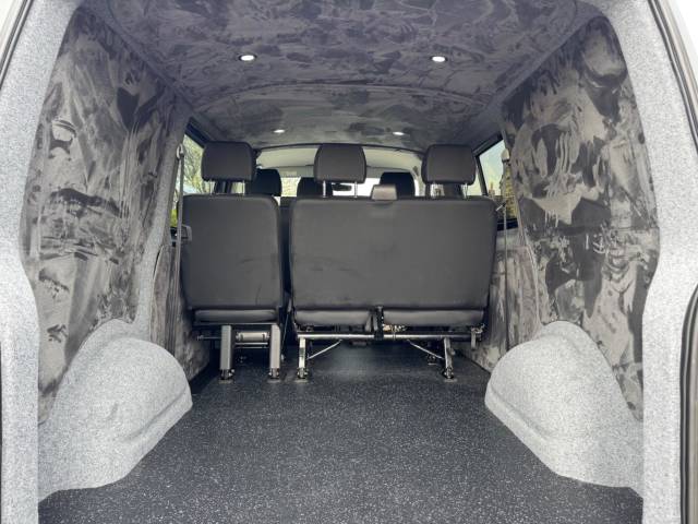 2024 Volkswagen Transporter 2.0 TDI T28 Highline FWD SWB Euro 6 (s/s) 5dr