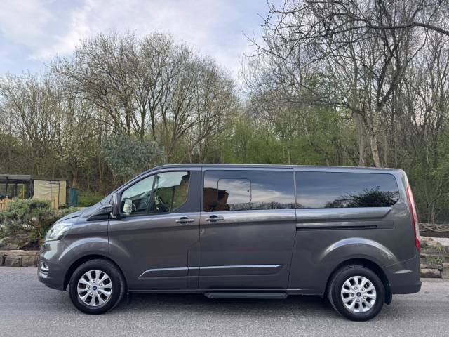 2019 Ford Tourneo Custom 2.0 310 EcoBlue Titanium Auto L2 Euro 6 (s/s) 5dr