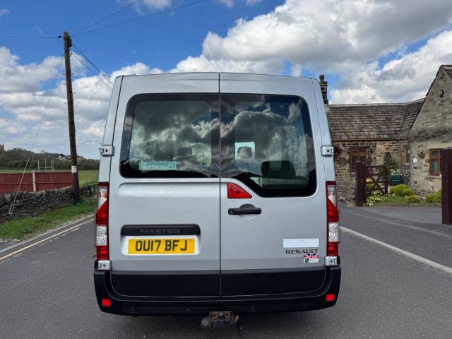 2017 Renault Master 2.3 dCi ENERGY 33 Business FWD SWB Euro 6 (s/s) 5dr