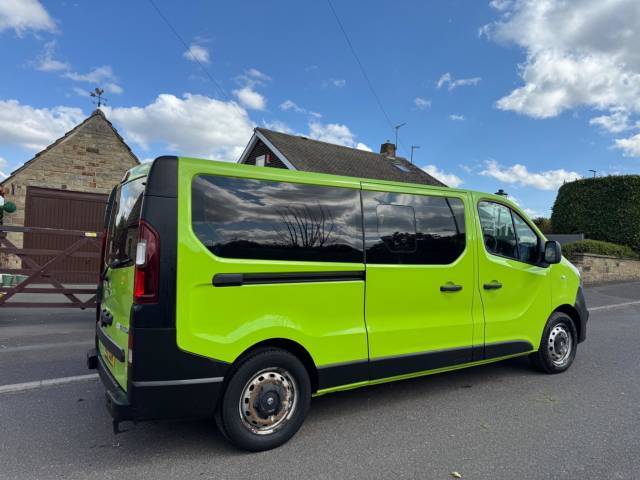 2017 Vauxhall Vivaro 1.6 CDTi 2900 BiTurbo ecoFLEX L2 H1 Euro 6 (s/s) 5dr (9 Seat)