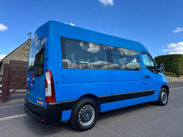 2018 Renault Master 2.3 dCi 35 Business FWD MWB Medium Roof Euro 6 5dr
