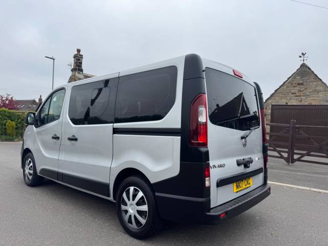 2017 Vauxhall Vivaro 1.6 CDTi 2900 BiTurbo ecoFLEX L1 H1 Euro 6 (s/s) 5dr (9 Seat)