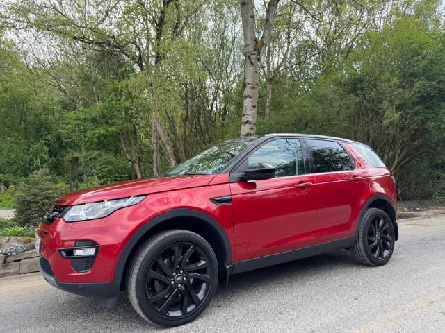 Land Rover Discovery Sport 2.0 TD4 HSE Black Auto 4WD Euro 6 (s/s) 5dr SUV Diesel Red